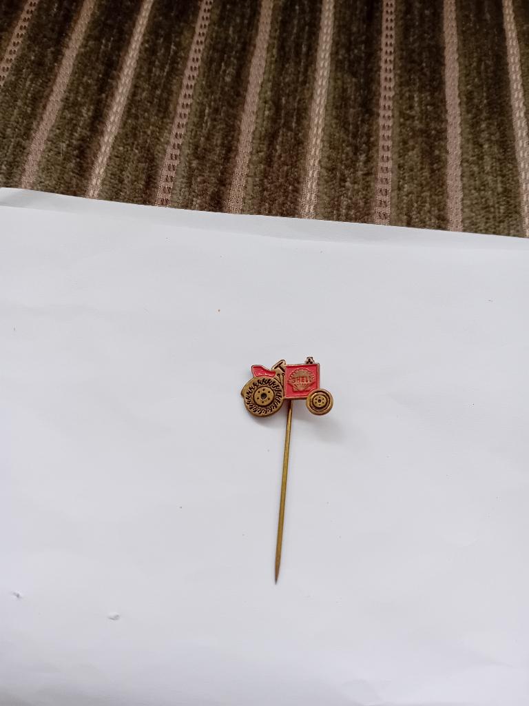 Pin - SHELL, Verzamelen, Ophalen of Verzenden, Zo goed als nieuw, Merk, Speldje of Pin