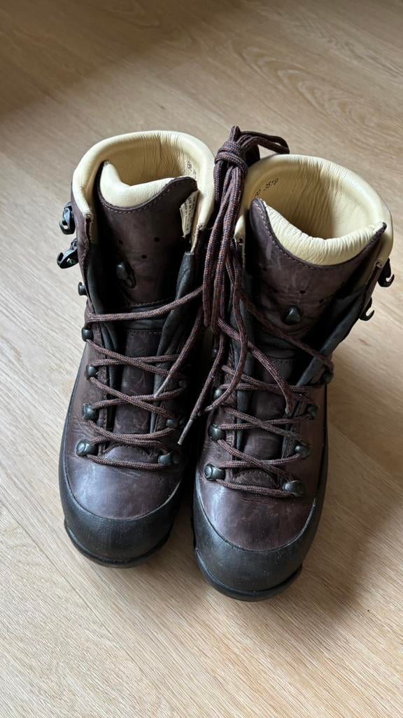 Lowa wandelschoenen dames, Ophalen, Zo goed als nieuw, Schoenen
