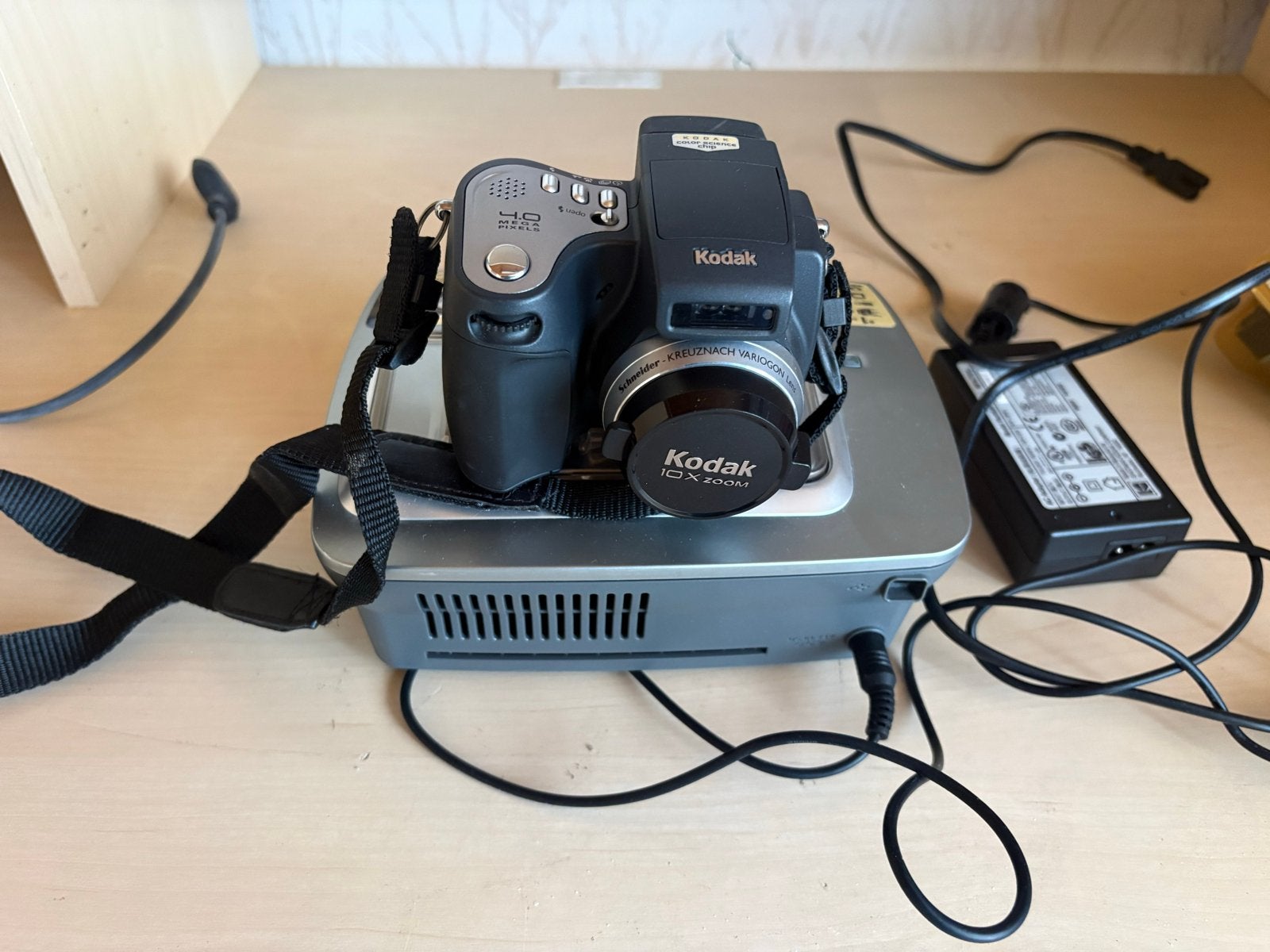 Kodak EasyShare CX6330 Digitale Camera met Dock, Ingebouwde flitser, Gebruikt, Oplader, Ophalen of Verzenden