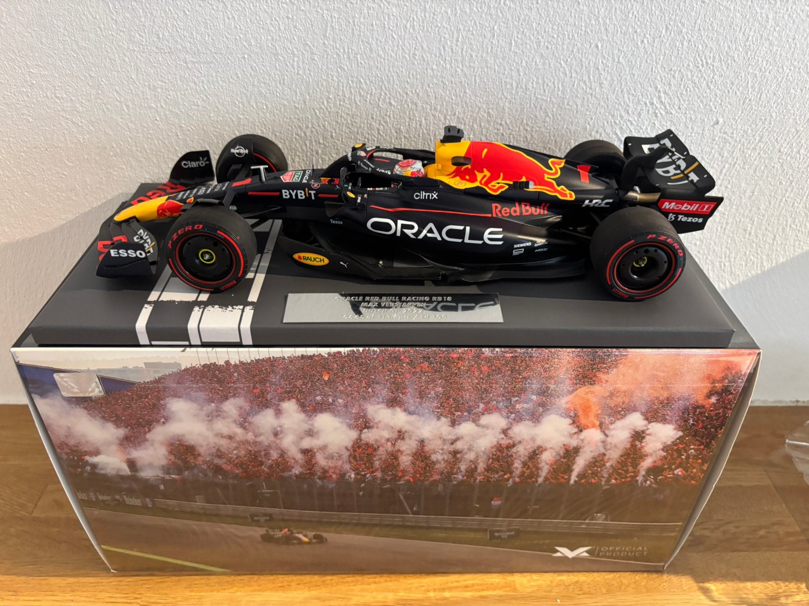 Max verstappen RB18 winner zandvoort 2022 1:18 model, Ophalen of Verzenden, Zo goed als nieuw, Formule 1