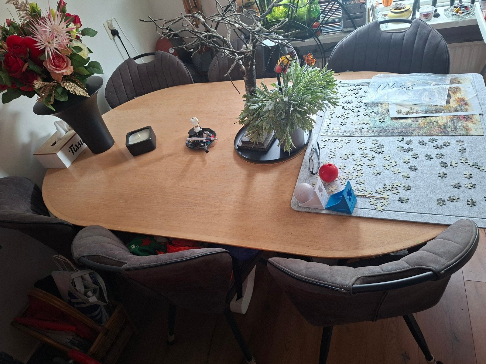 Ovale eettafel met kolompoot - blank eiken blad, Huis en Inrichting, Ophalen, Gebruikt, 100 tot 150 cm, Eikenhout