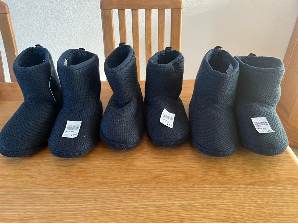 Nieuwe pantoffels maat 44-45-46, Ophalen, Nieuw, Pantoffels of Sloffen