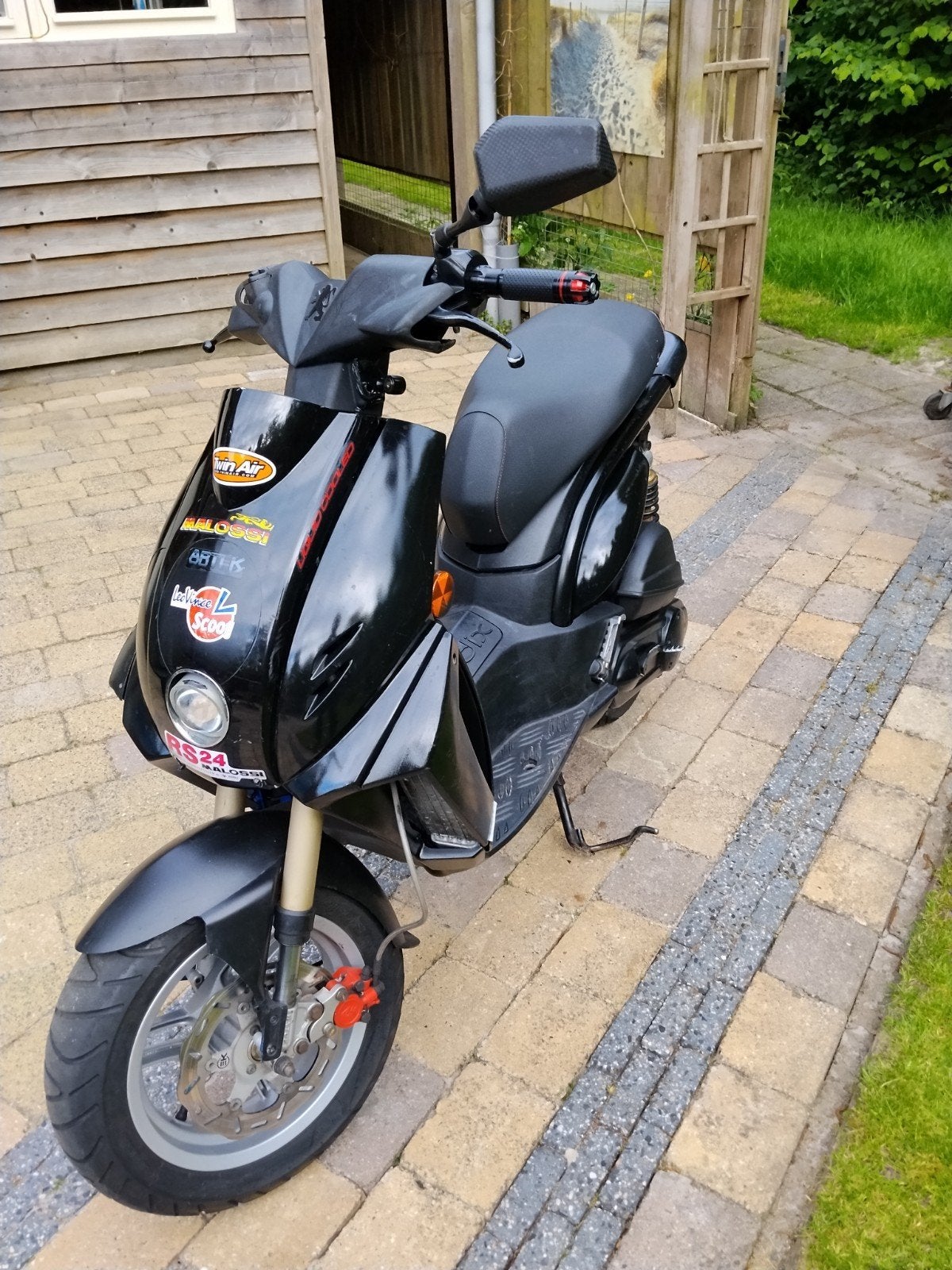 Peugeot Ludix Blaster 70cc watergekoeld 2 takt, Fietsen en Brommers, Ophalen, Tweetakt, Gebruikt, Maximaal 45 km/u