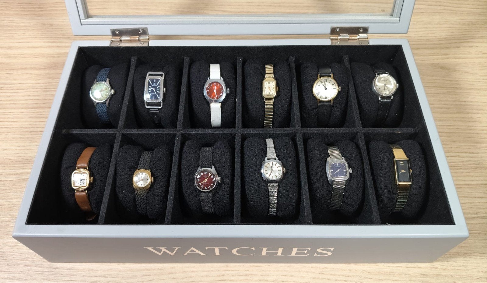 klassieke en vintage horloges in box3, Ophalen
