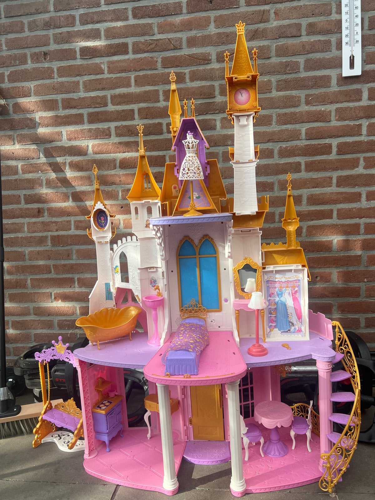 Groot Disney Prinsessen Kasteel Poppenhuis, Ophalen, Gebruikt, Poppenhuis