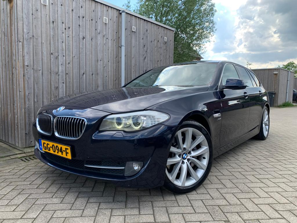 BMW 5-Serie Touring 530D High Executive/Xenon/PDC/Leder/Apk!, Auto's, BMW, Automaat, Achterwielaandrijving, 2993 cc, Blauw