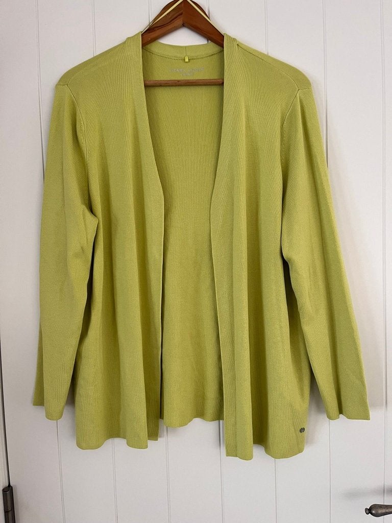 Gerry Weber olijfrgroene vest, maat L, zonder knoopjes, Kleding | Dames, Gerry  Weber, Maat 42/44 (L), Ophalen of Verzenden, Zo goed als nieuw