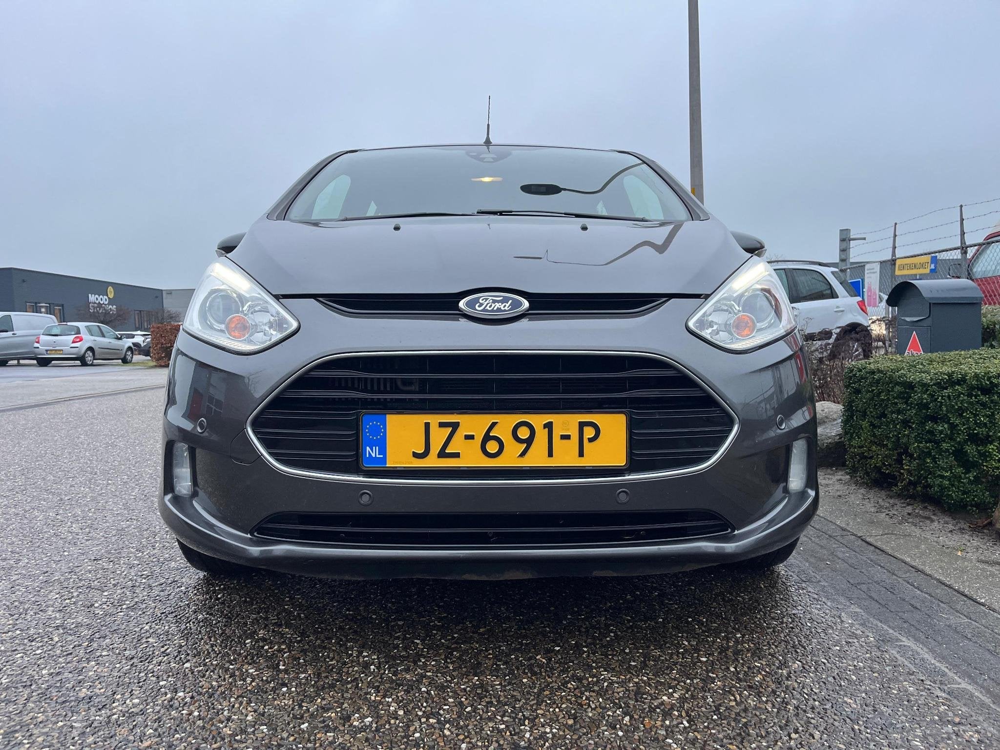 Ford B-Max 1.0 EcoBoost Titanium | Cruise Control | NAVI | A, Voorwielaandrijving, Euro 5, Gebruikt, 750 kg