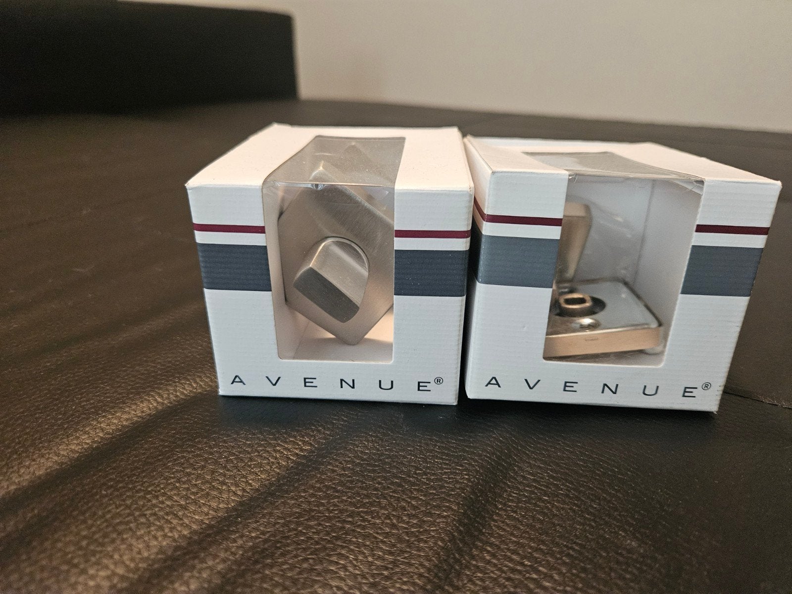 WC garnituur vierkant RVS - Avenue, Doe-het-zelf en Verbouw, Hang- en Sluitwerk, Ophalen of Verzenden, Nieuw, Rvs, Slot