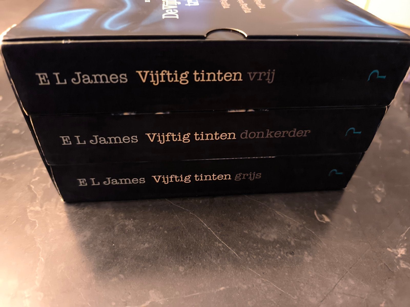 De Vijftig Tinten Trilogie - E.L. James (Boekenset), Boeken, Ophalen of Verzenden, Gelezen, E.L. James, Nederland