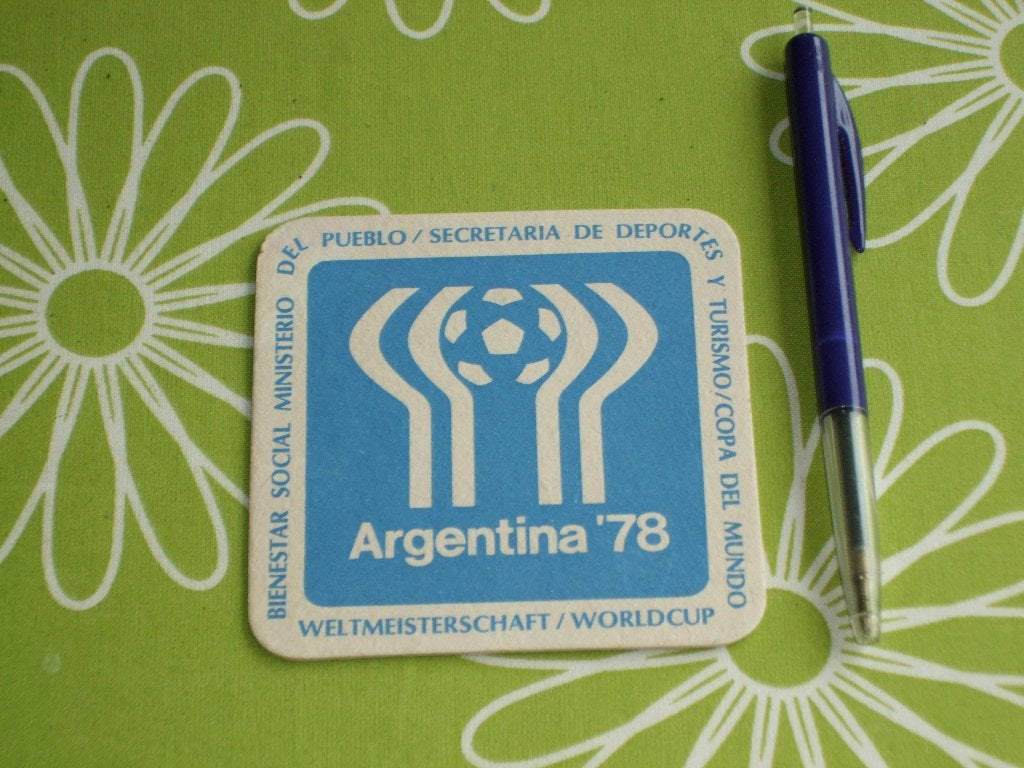 WK Argentinië 1978 bierviltje - worldcup Argentine '78, Verzamelen, Ophalen of Verzenden, Zo goed als nieuw, Buitenlandse clubs