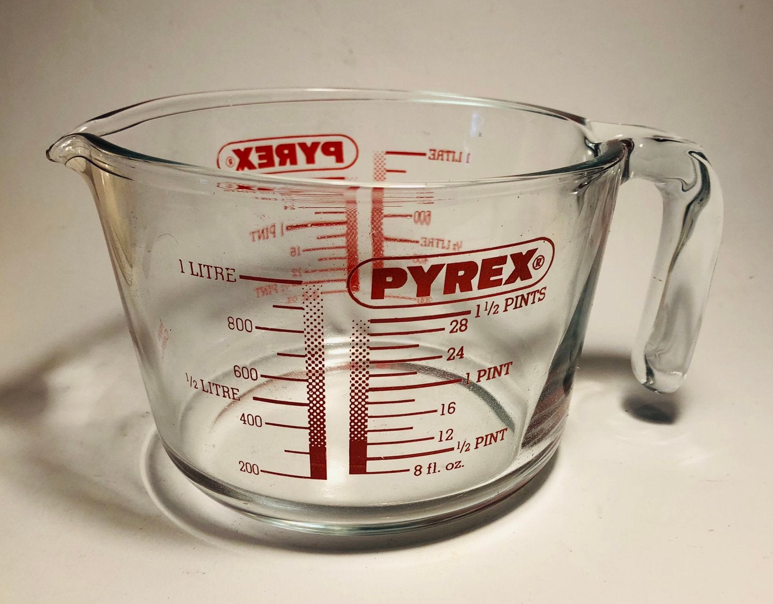 Pyrex maatbeker, kom van glas, 1 Liter, Ophalen of Verzenden, Zo goed als nieuw
