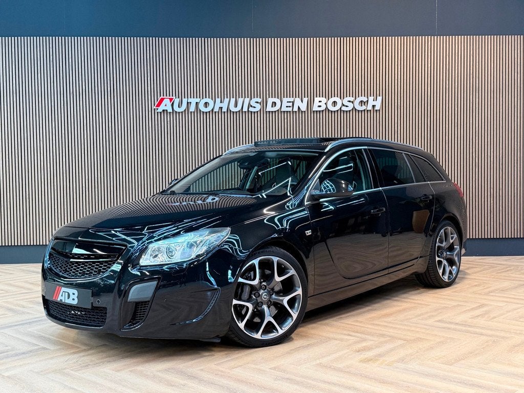 Opel Insignia Sports Tourer 2.8 T OPC 4x4 325PK. Panoramadak, Auto's, Opel, Automaat, Gebruikt, Leder, Vierwielaandrijving