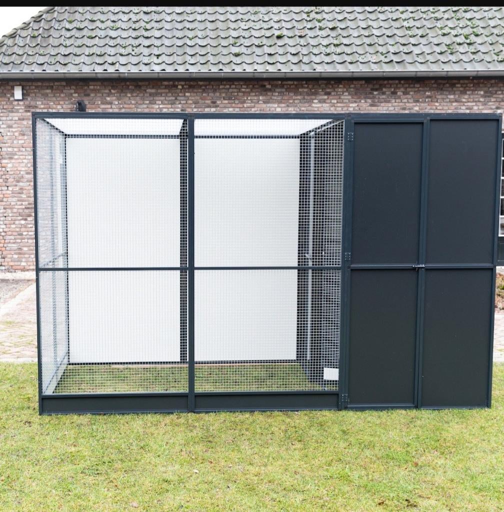 Voliere met geisoleerd nachthok Gezocht, Dieren en Toebehoren, Vogels | Hokken en Kooien, Ophalen