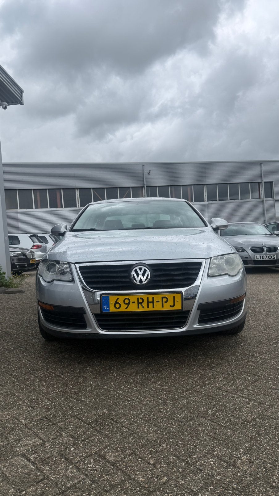 Volkswagen Passat 2.0 FSI 110KW 2005 Grijs, Auto's, Volkswagen, Voorwielaandrijving, 4 cilinders, 1984 cc, Handgeschakeld