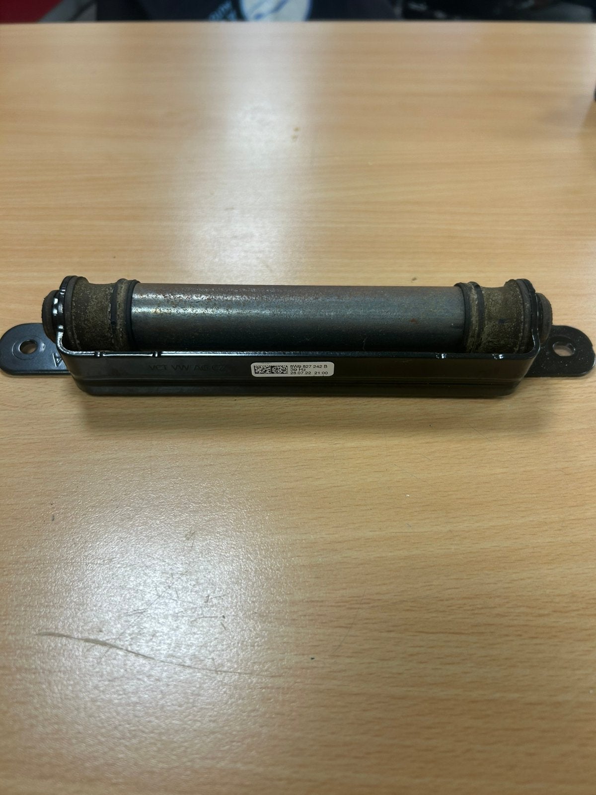 Originele Trillingsdemper / Balansgewicht Achterklep Audi A1, Auto-onderdelen, Gebruikt, Achterklep, Voor, Audi