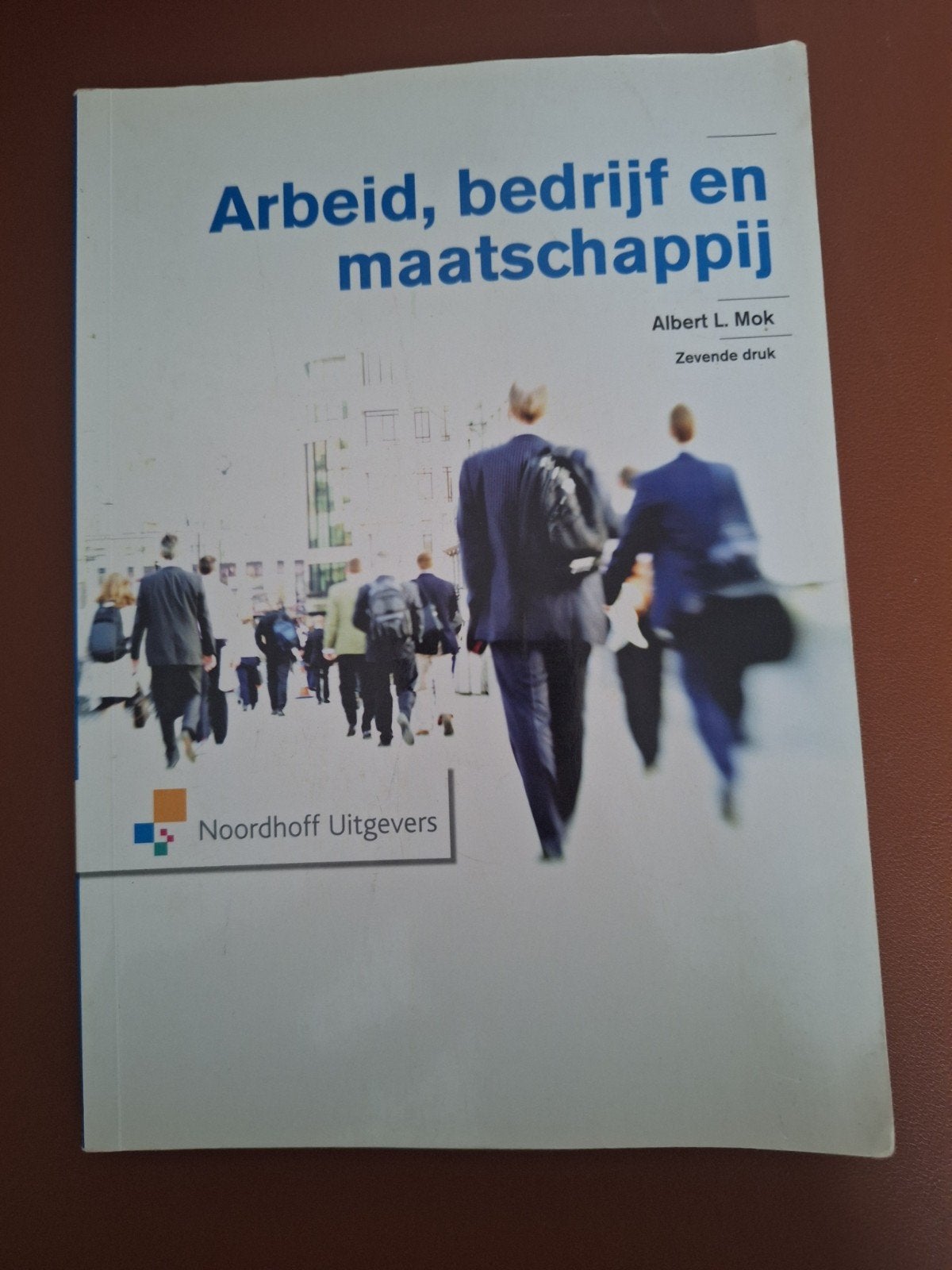 Arbeid, bedrijf en maatschappij, Ophalen of Verzenden, Zo goed als nieuw, HBO