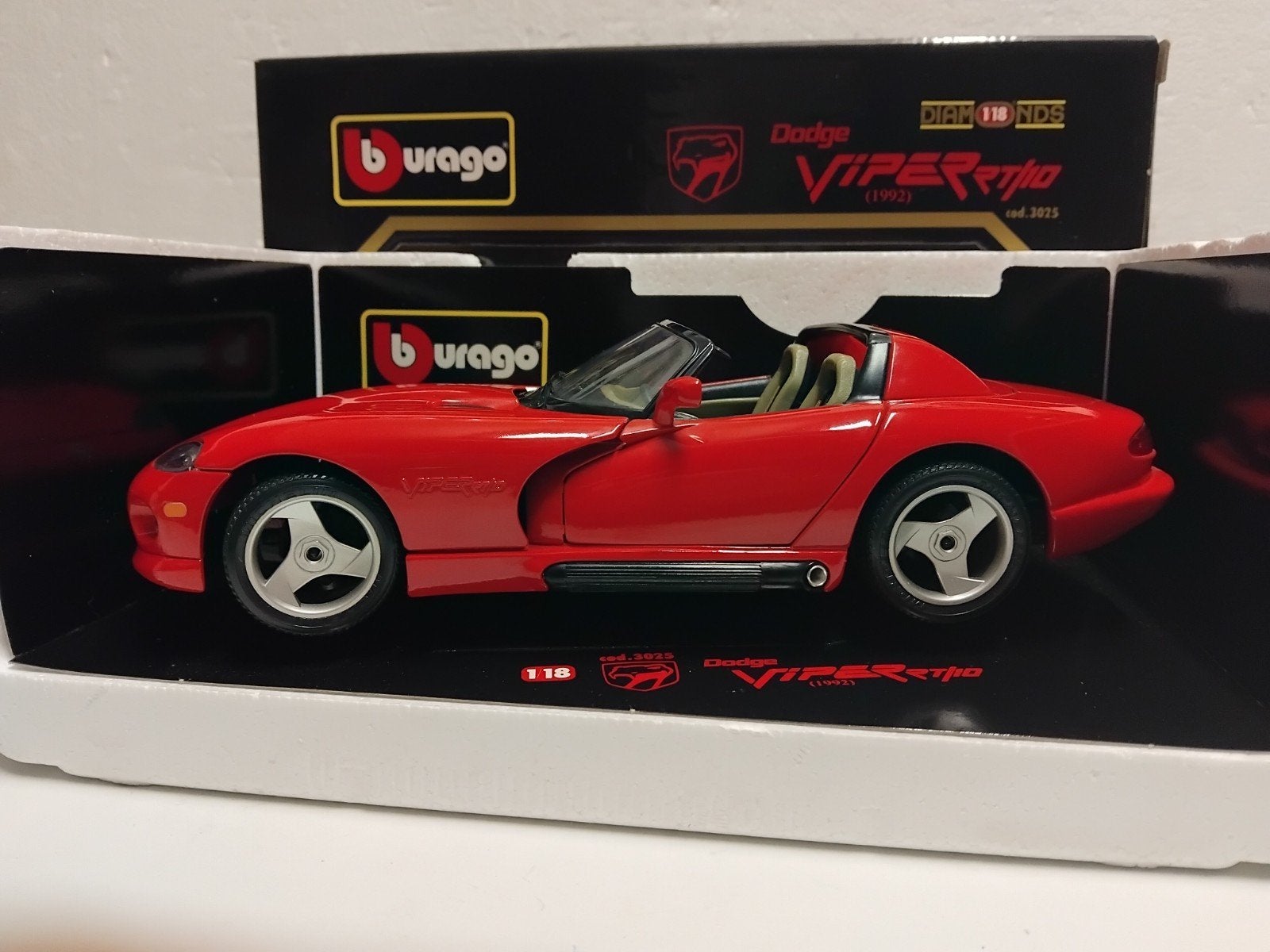 Dodge Viper RT 10 Spyder rood Bburago metal 1:18 KRD, Hobby en Vrije tijd, Ophalen of Verzenden, Zo goed als nieuw, Auto, Bburago