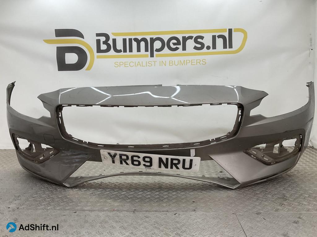 Bumper Volvo S60 V60 2018-2022 31690589 Voorbumper E5-19411, Bumper