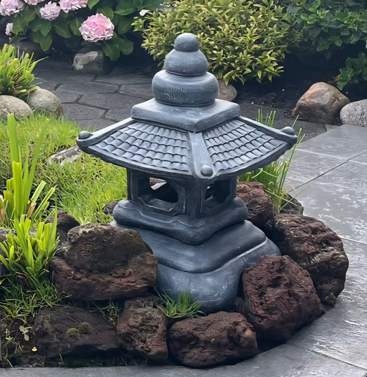 Prachtige Japanse Lantaarns, Pagode, in de Tuin/Vijver, Tuin en Terras, Tuinbeelden, Ophalen, Nieuw, Steen, Overige typen