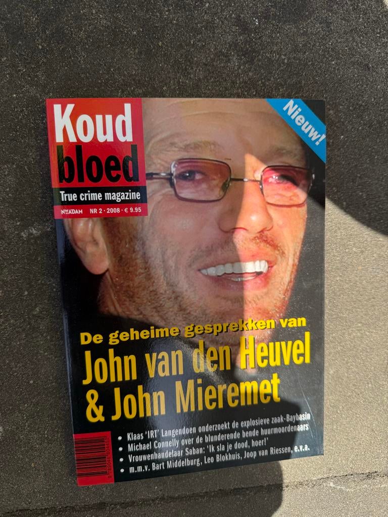Koud Bloed True Crime Magazine - Nrs. 2 (2008) & 4 (2009), Ophalen of Verzenden, Gelezen, Overige typen