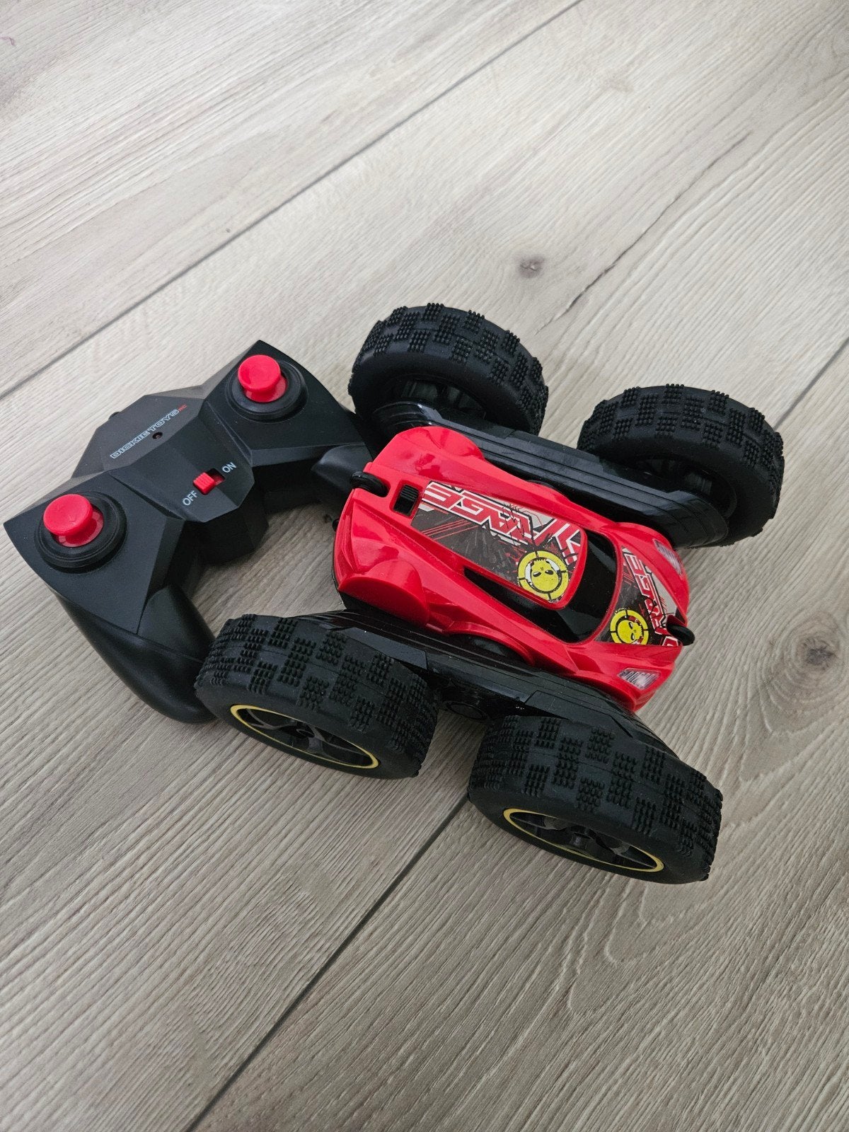 Dickie Toys RC Tumbling Flippy - Zo goed als nieuw, Kinderen en Baby's, Ophalen, Zo goed als nieuw
