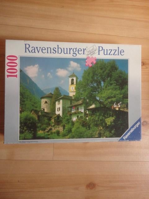 Te koop: Legpuzzel "Zwitserland, Val Verzasca" van Ravensbur, Hobby en Vrije tijd, Ophalen of Verzenden, 500 t/m 1500 stukjes