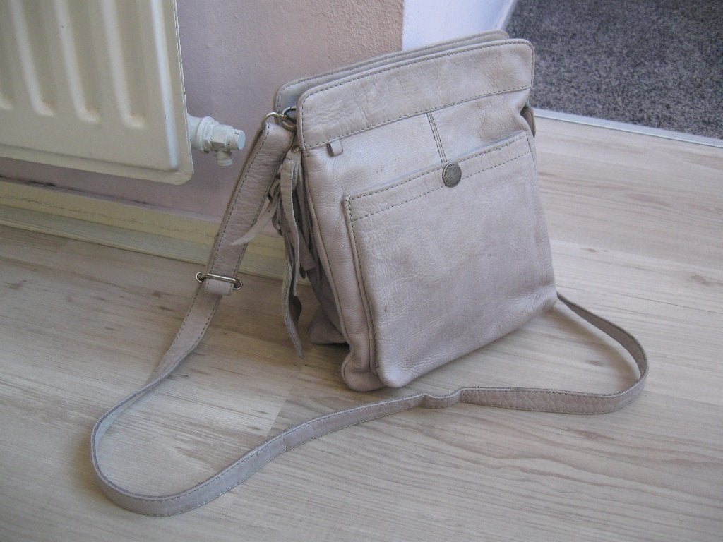 COWBOYSBAG grijs leren schoudertasje goede staat, Ophalen of Verzenden, Zo goed als nieuw, Grijs, Schoudertasje