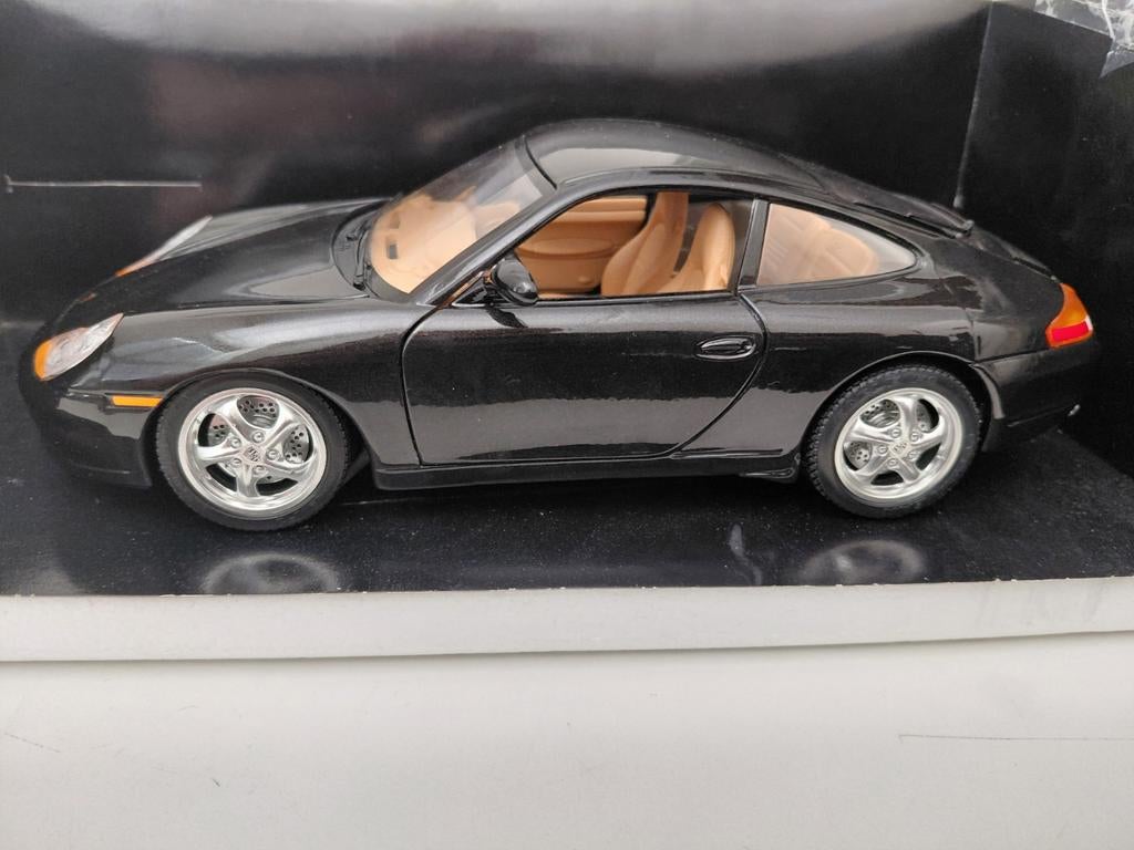 Porsche 911 (1997) Carrera, Ophalen, Zo goed als nieuw, Auto, Maisto