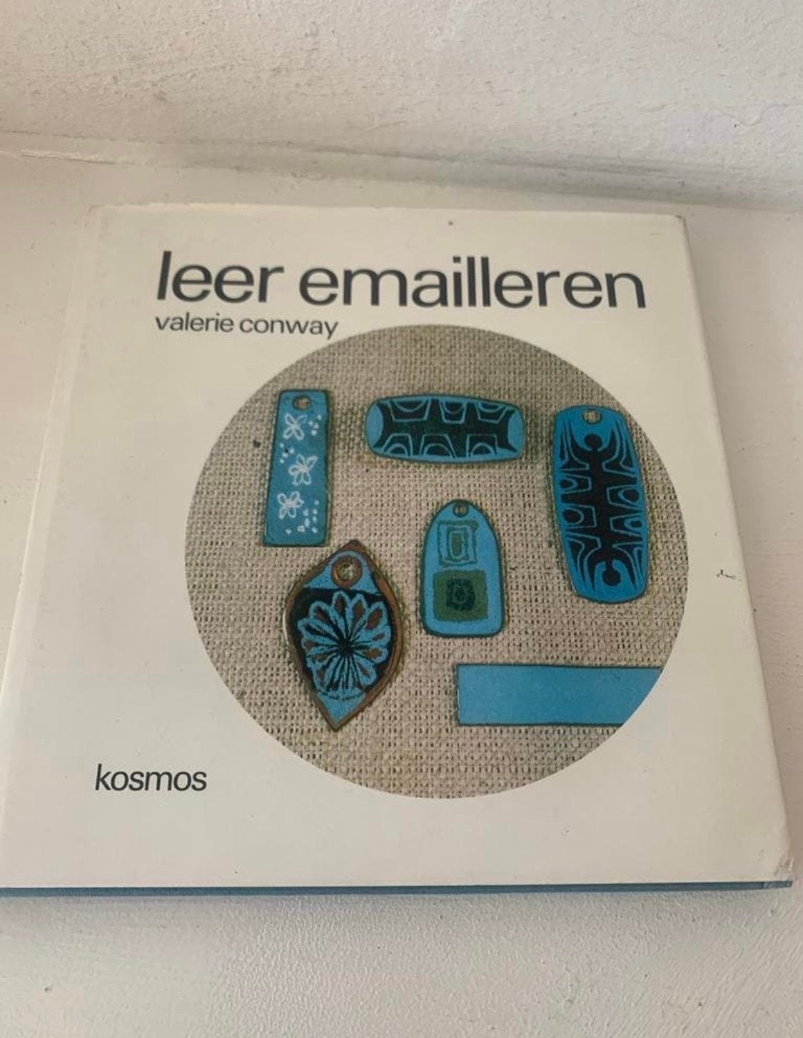 Leer emailleren - Valerie Conway (Kosmos), Boeken, Ophalen of Verzenden, Gelezen, Overige onderwerpen