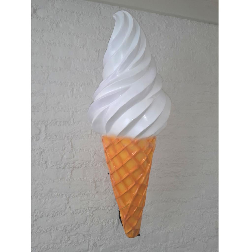 Softijs ijsje 90 cm - softijsje polyester met muurbeugel, Verzamelen, Merken en Reclamevoorwerpen, Ophalen, HorecaBeelden, Overige typen