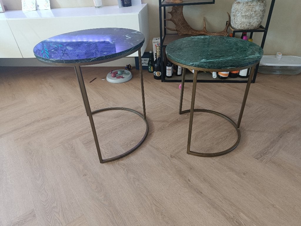 Stenen bijzettafels marmer look, Huis en Inrichting, Tafels | Bijzettafels, Overige materialen, Minder dan 55 cm, Gebruikt, Rond
