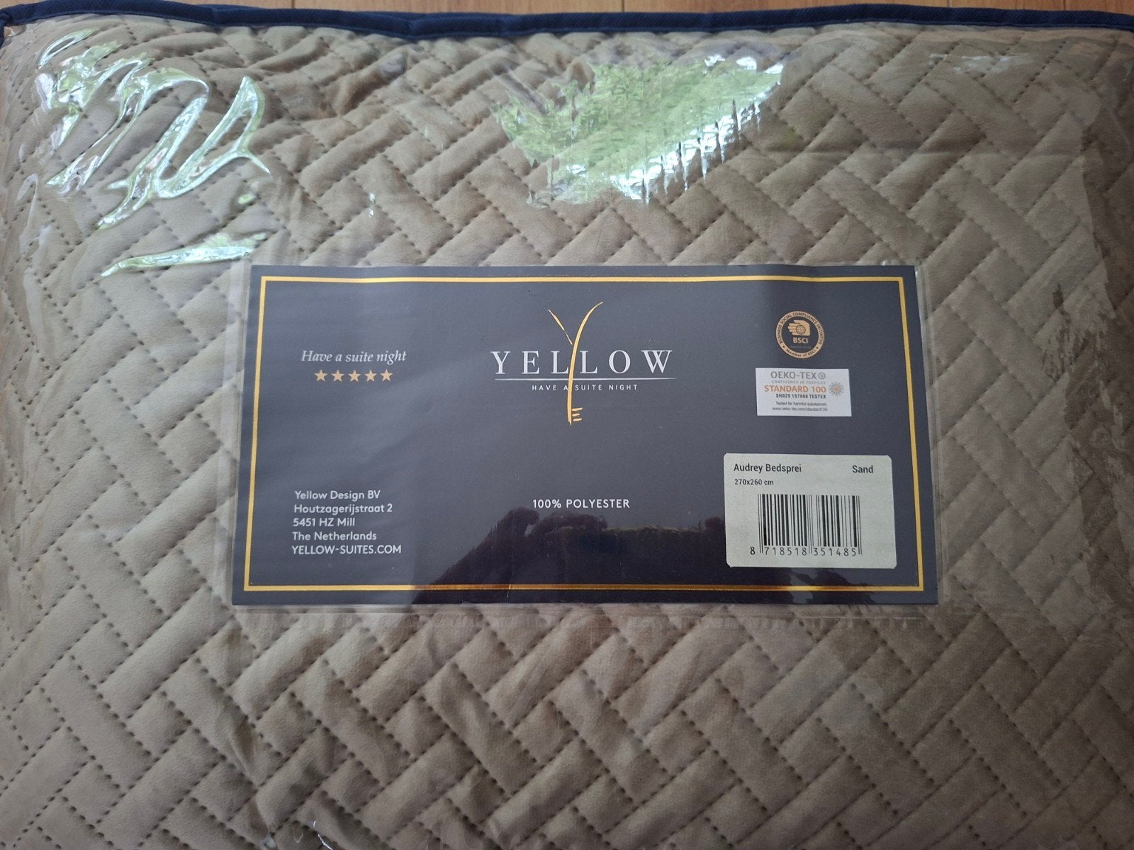 Nieuwe Yellow bedsprei Audrey zand/beige 270x260 cm, Huis en Inrichting, Ophalen of Verzenden, Nieuw, Beige, Sprei
