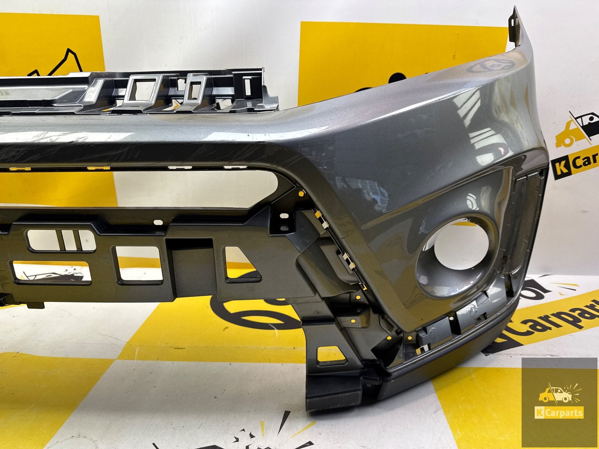 Voorbumper Suzuki vitara 2015+ 71711-54P origineel bumper, Auto-onderdelen, Carrosserie en Plaatwerk, Gebruikt, Info@suzuki.co.jp