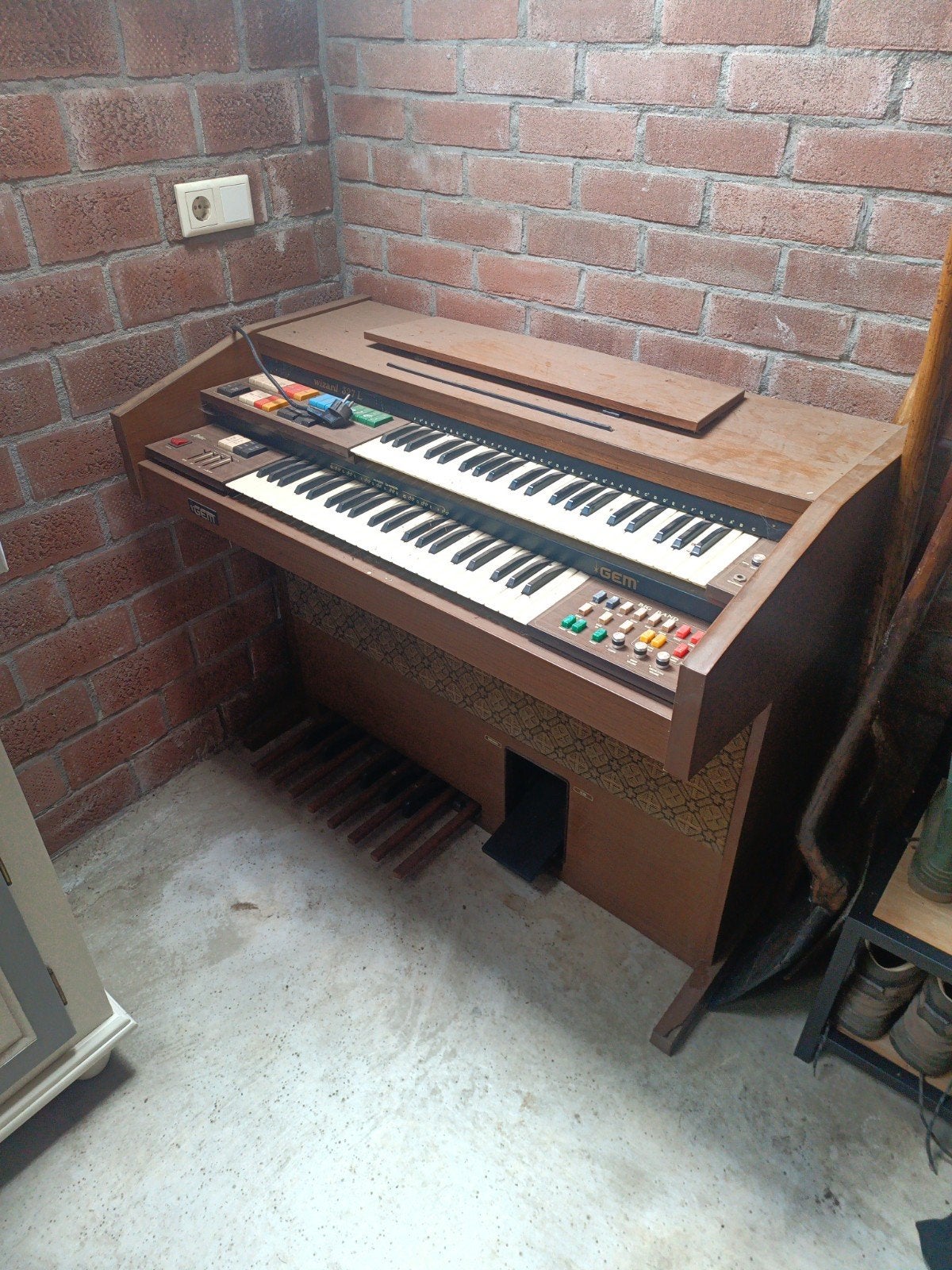 Vintage GEM Orgel met 2 klavieren en pedalen, Muziek en Instrumenten, Ophalen, Gebruikt, 2 klavieren, Orgel