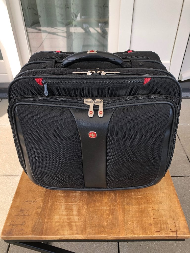 Wenger Patriot Bussiness Laptop Trolley black, Sieraden, Tassen en Uiterlijk, Tassen | Reistassen en Weekendtassen, Zo goed als nieuw
