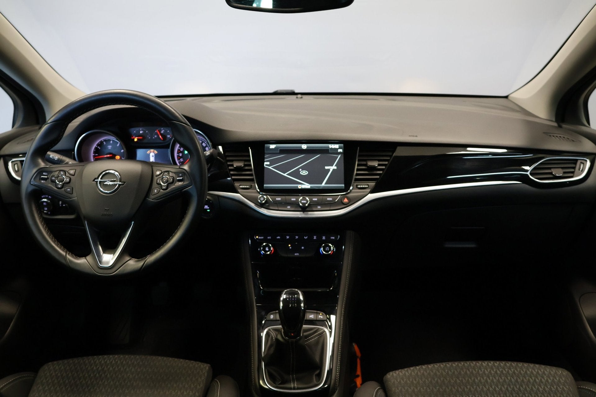 Opel Astra 1.4 Innovation |Carplay|Climate|trekhaak, Auto's, Gebruikt, 150 pk, Blauw, Origineel Nederlands