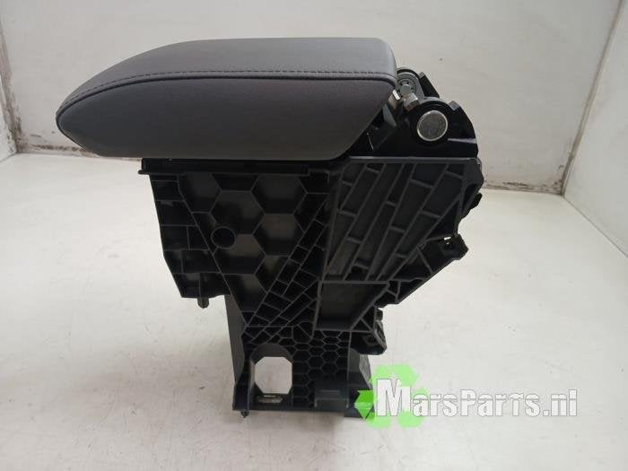 Armleuning van een Volkswagen T-Cross, Gebruikt, -, Volkswagen, -
