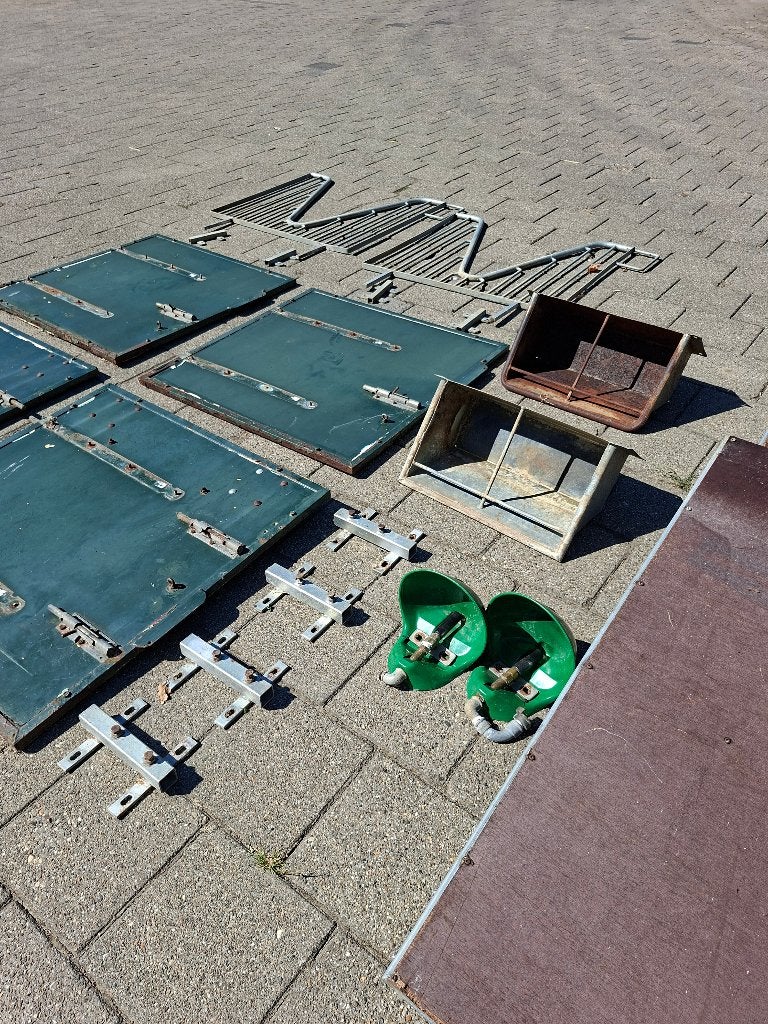 Inrichting voor Paardenstal / Paardencontainer, Dieren en Toebehoren, Stalling en Weidegang