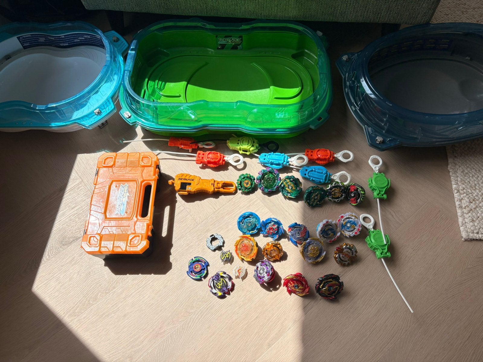 BeyBlade arena’s en blades, Ophalen, Zo goed als nieuw