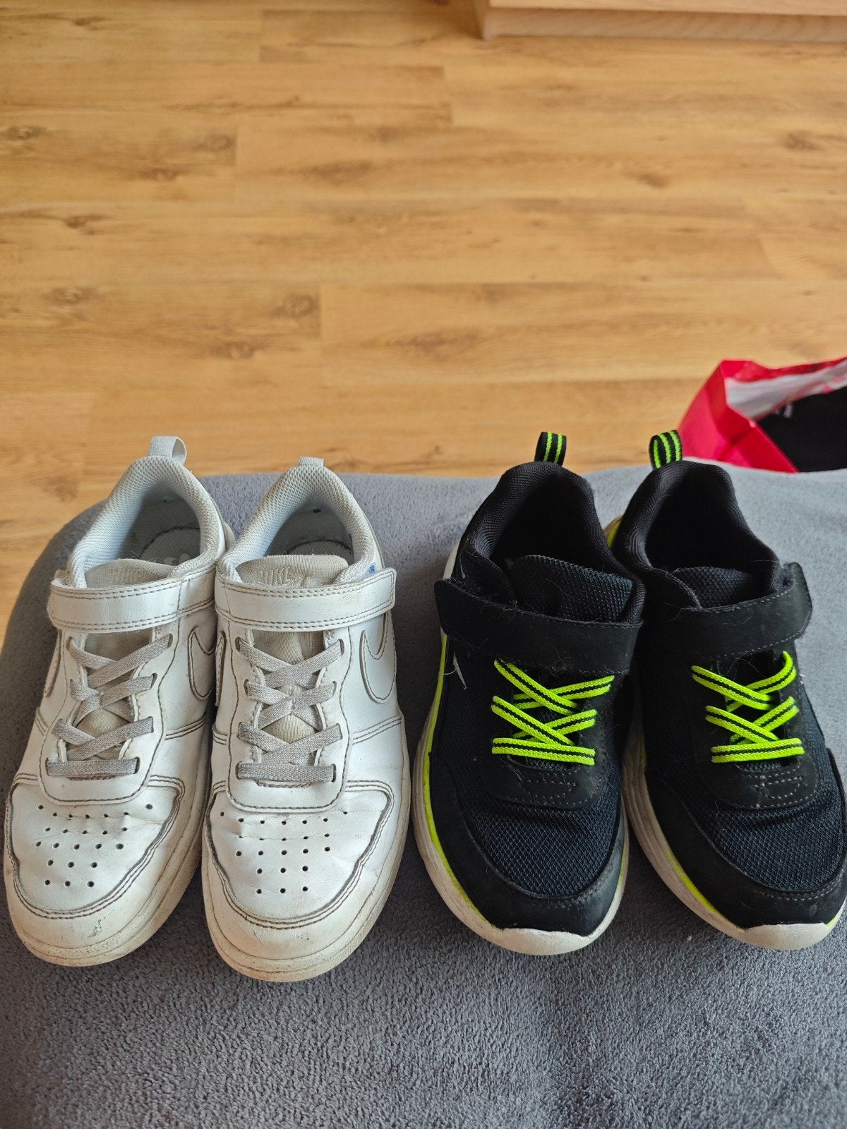 Schoenen maat 32 - Nike en Vty, Ophalen, Gebruikt, Schoenen, Jongen