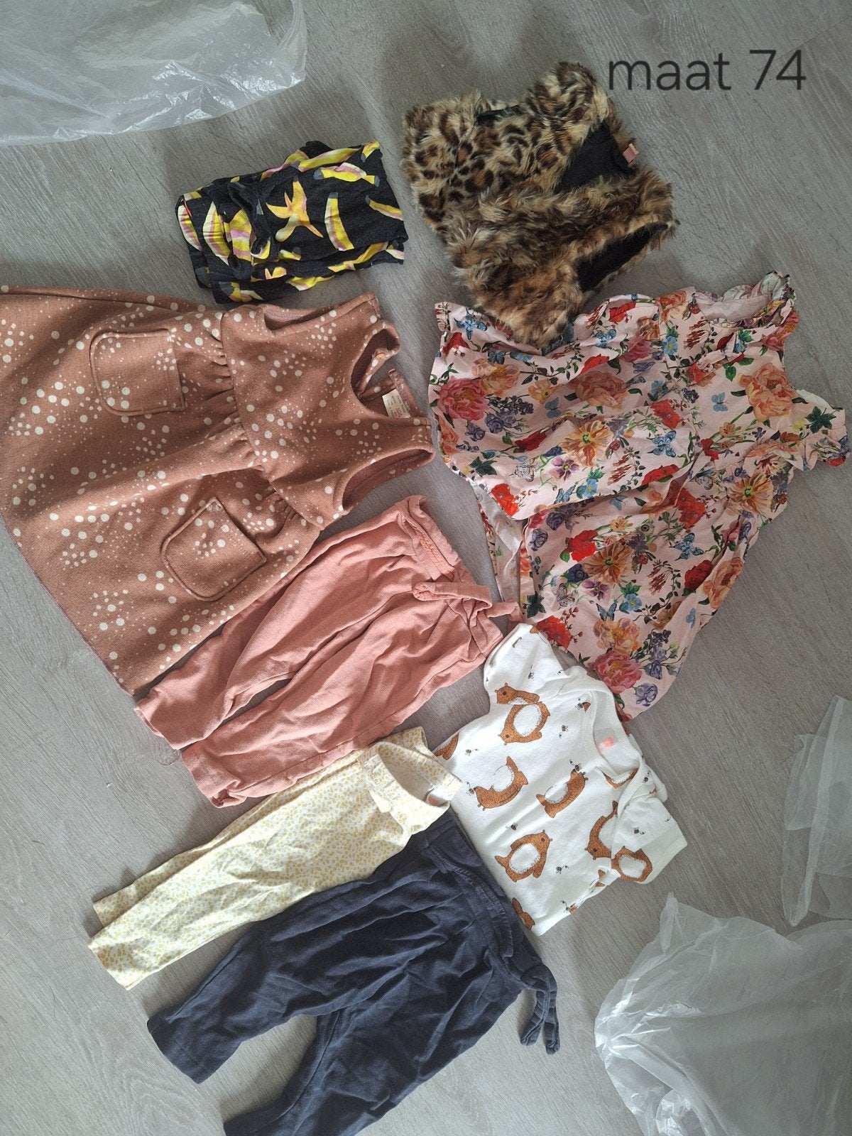 Pakket kleding 74, Ophalen of Verzenden, Gebruikt, Meisje