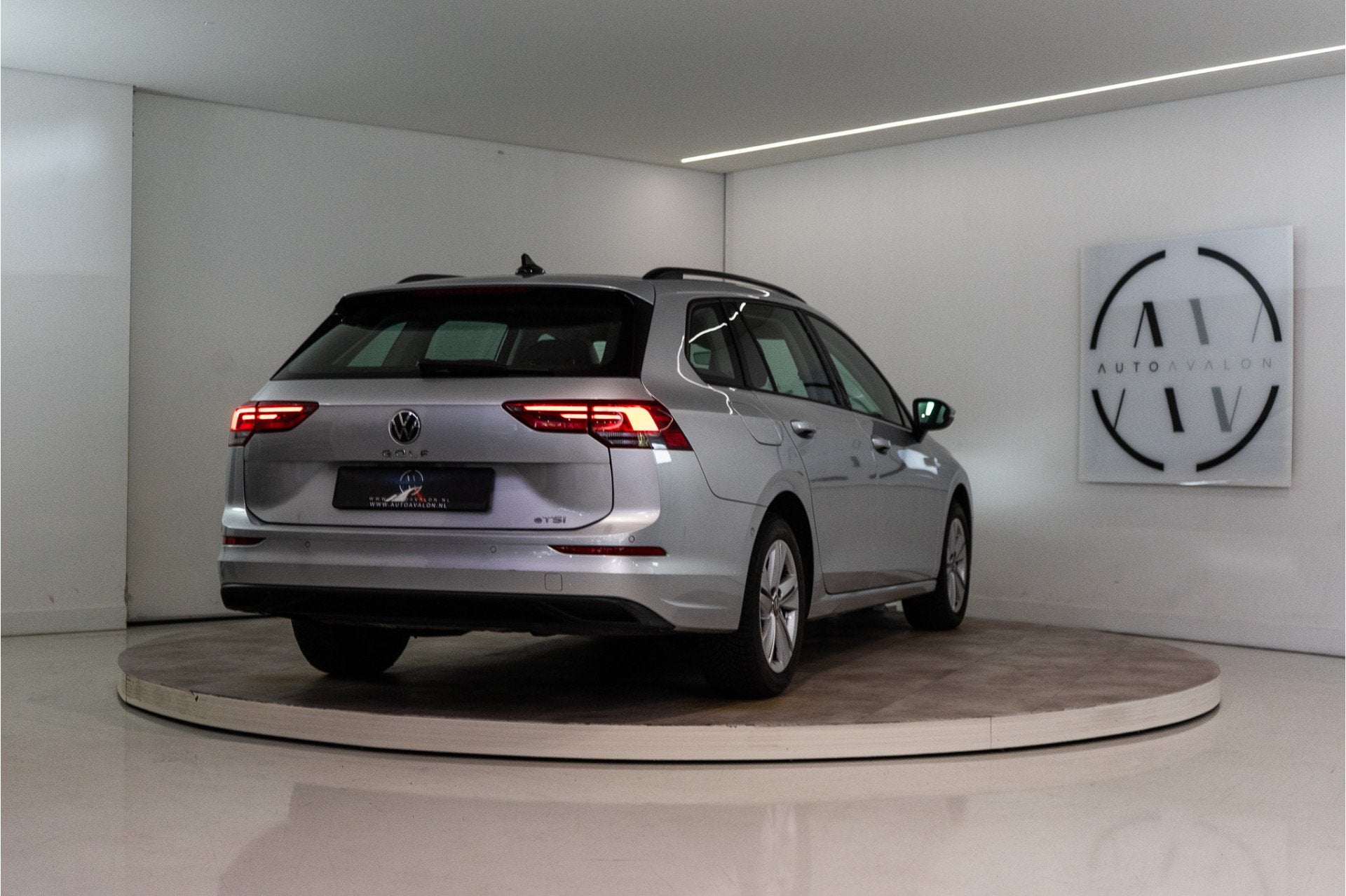 Volkswagen Golf Variant 1.0 eTSI Life 111PK | Sfeer | Carpla, Auto's, Stof, Gebruikt, 23 km/l, Origineel Nederlands