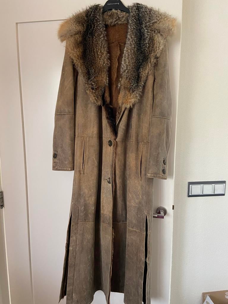 Lange Lammy Coat met Bontkraag, Kleding | Dames, Ophalen of Verzenden, Gedragen, Maat 38/40 (M), Bruin