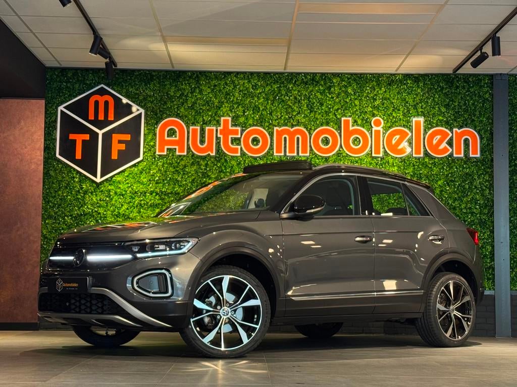 Volkswagen T-Roc 1.5 TSI Sport IQ.Drive |PANO|150PK|BEATS|BO, 4 cilinders, Adaptive Cruise Control, Bedrijf, SUV of Terreinwagen