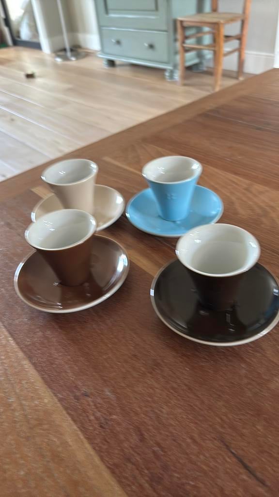Walkure nespresso kopjes 4 stuks, Ophalen of Verzenden, Nieuw, Overige stijlen, Kop(pen) en/of Schotel(s)