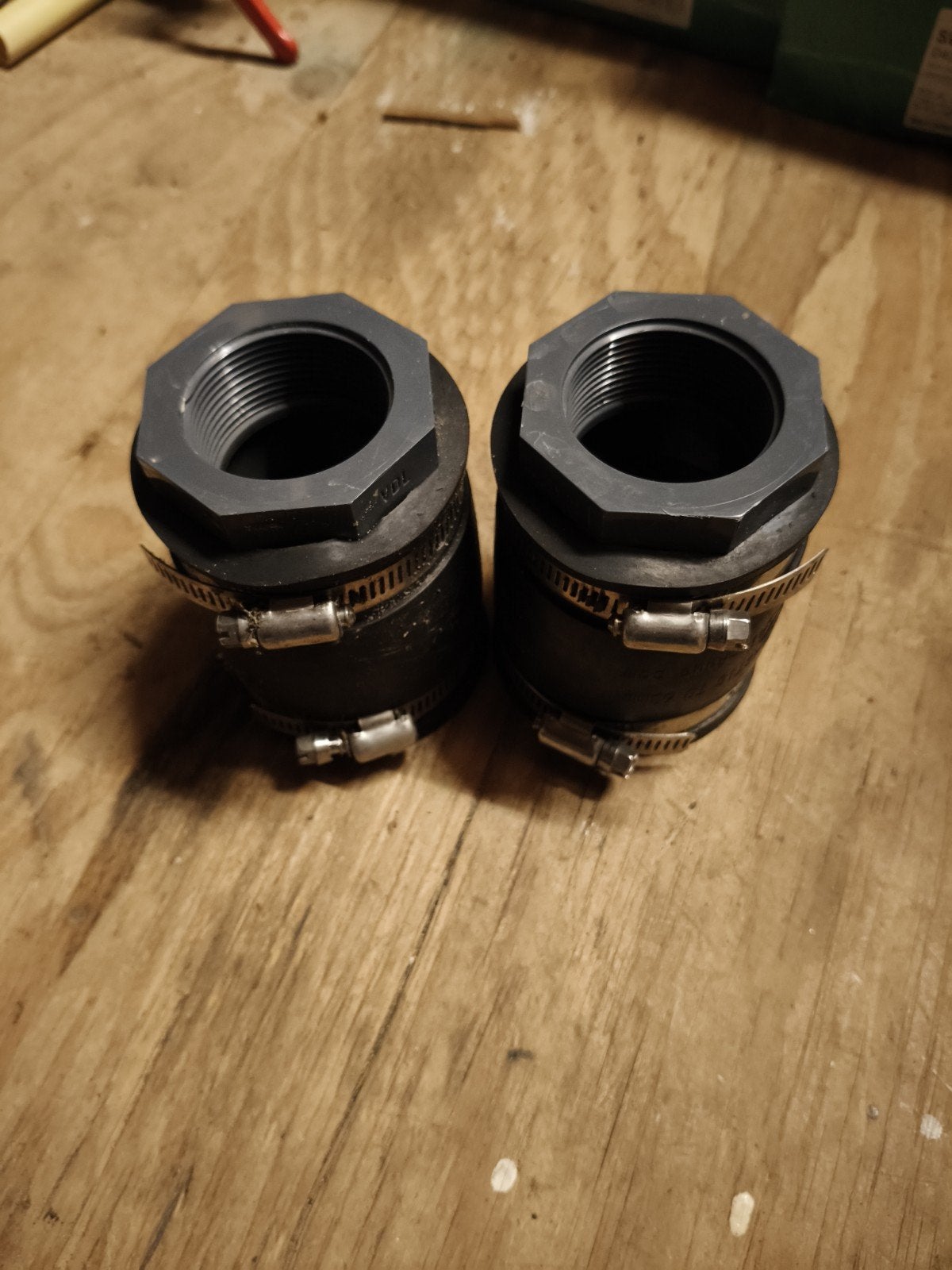 Verloopring 1-1/2 schroefdraad naar 63mm buis met rubber sok, Doe-het-zelf en Verbouw, Buizen en Afvoer, Afvoer, Pvc, 60 tot 80 mm
