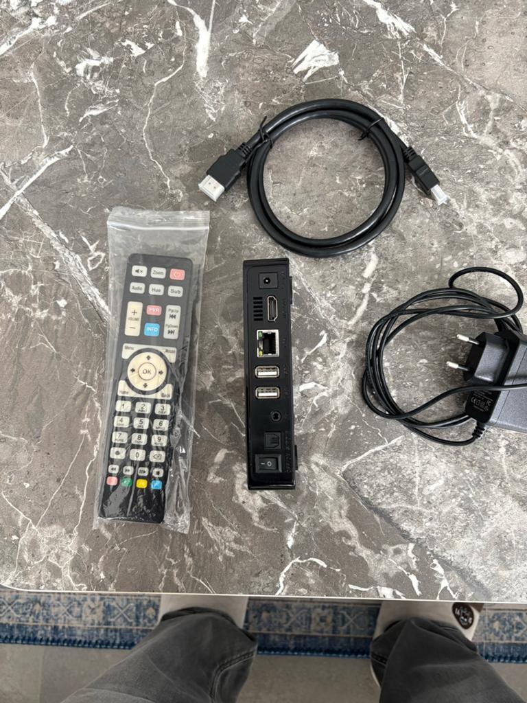 Maxytec Hornet Gold Mediaspeler met afstandsbediening, Ophalen of Verzenden, Zo goed als nieuw, HDMI, Zonder harde schijf