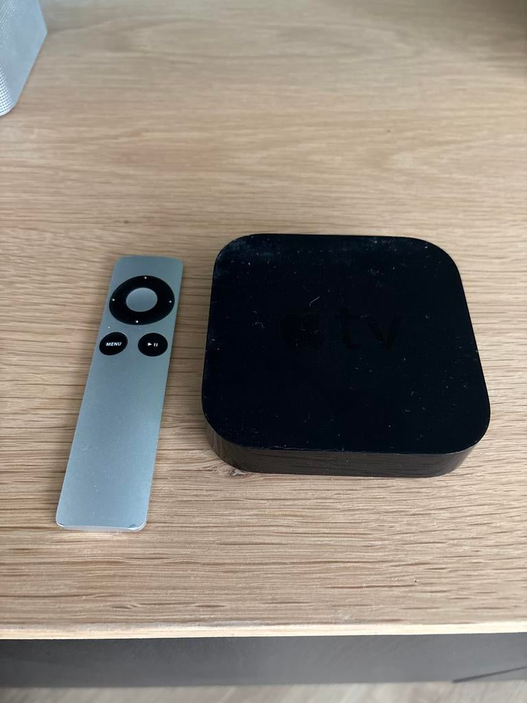 Apple TV 3rd gen met Remote, Ophalen of Verzenden, Zo goed als nieuw, HDMI, Zonder harde schijf