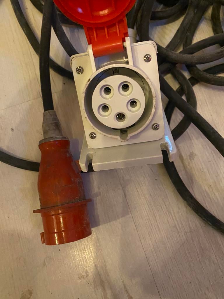 Krachtstroom kabel 20m, Doe-het-zelf en Verbouw, Elektra en Kabels, Ophalen, Zo goed als nieuw, Kabel of Snoer